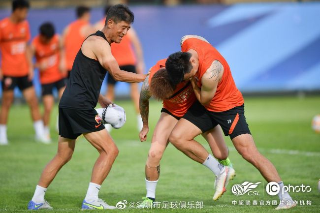 U23亚洲杯分组A组：卡塔尔、澳大利亚、约旦、印尼B组：日本、韩国、阿联酋、中国C组：沙特、伊拉克、泰国、塔吉克斯坦D组：乌兹别克斯坦、越南、科威特、马来西亚罗马诺：格列兹曼专注于马竞 他不会在冬窗加盟曼联罗马诺在今天的专栏中谈到了格列兹曼，直接指出法国球星只想留在马德里竞技，和曼联没有联系。